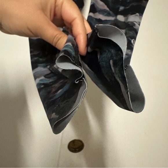 Lululemon Fast and Free Tight II 25” Non-Reflective Nulux* Size 4 - Picture 5 of 9